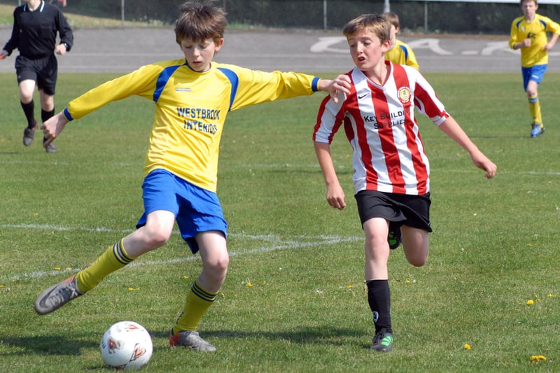 Robin Hood Colts V Woodhouse Colts in an Under 12's Division One match,