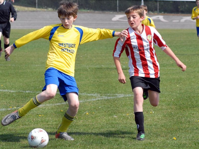 Robin Hood Colts V Woodhouse Colts in an Under 12's Division One match,