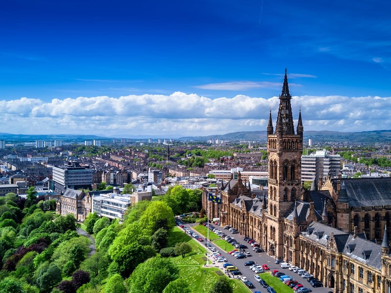 Average rent: £636.00. Average salary: £23,255.84. Utilities: £114.08. Groceries: £32.00. Left over funds after bills: £1,154.91