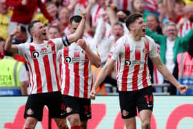 Sunderland players celebrate Ross Stewart’s goal