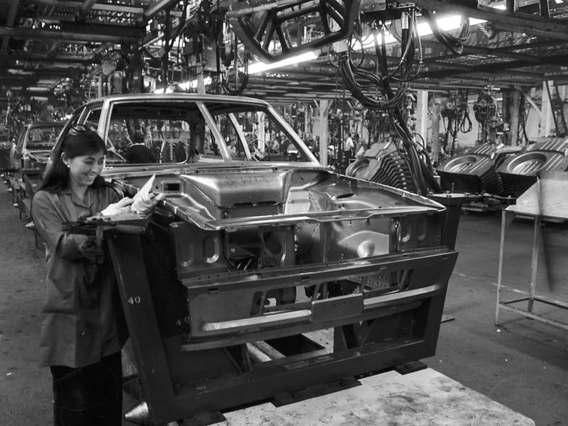 The new Chrysler Sunbeam car  the production line/assembly line at Linwood in August 1977.