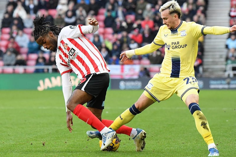 Absolutely superb in the first half, his tenacity at the base of midfield the bedrock of the control Sunderland were able to exert on the game. Clever assist for Pritchard’s opener, too. 8