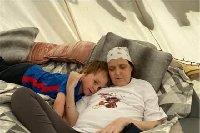 Amanda has asked her sister Stacey to look after her son Thomas when she passes away.