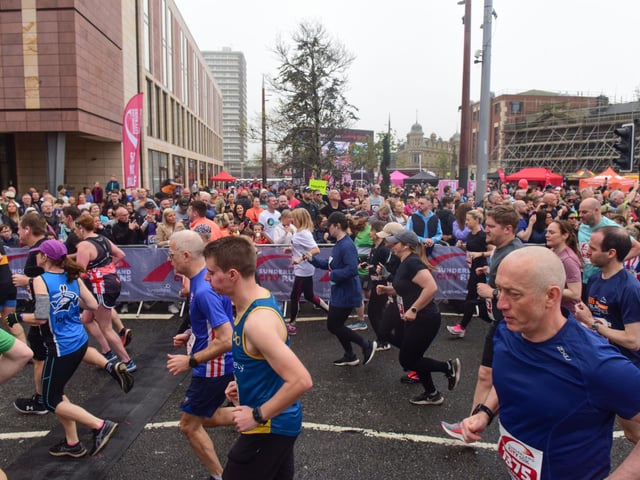 The start of the Sunderland City Runs 2023 10k race