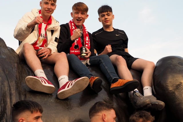 Sunderland fans celebrated long into the night in London, pictures via Frank Reid and Martin Swinney from Wembley Stadium and Trafalagar Square.