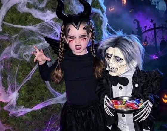Elaine Mckenzie has kindly sent us this photo of her little one dressed as Maleficent.