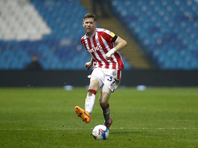 Kevin Campbell has urged Stoke City defender Nathan Collins to ignore reported interest from Manchester United and Liverpool to join Burnley instead. (Football Insider) 

(Photo by George Wood/Getty Images)