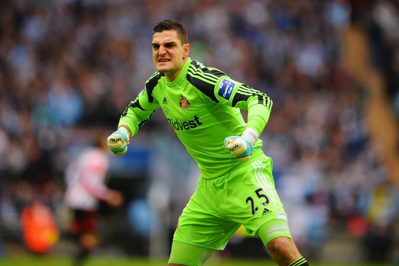 Vito Mannone of Sunderland celebrates the opening goal scored by Fabio Borini during the Capital One Cup Final between Manchester City and Sunderland at Wembley Stadium on March 2, 2014 in London, England.
