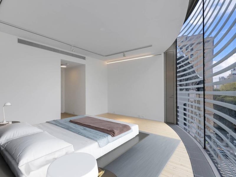 The curved, bulletproof windows allow for a wider visual angle from the inside.