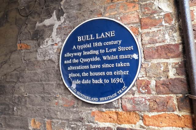 Bull Lane's blue plaque.