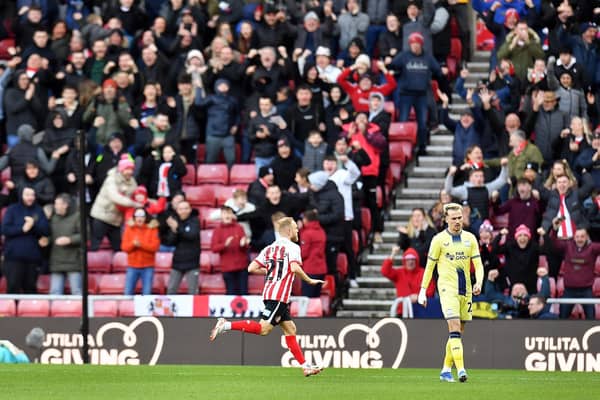 Alex Pritchard fires Sunderland into an early lead against Preston North End