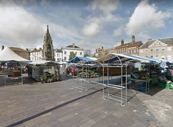 Average property prices on streets in Mansfield range from an average of about £50,000 to more than £650,000.