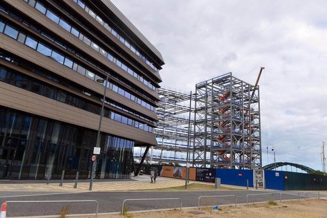 Two new office blocks are rising on Sunderland’s skyline. The steel framework of Maker and Faber is visible on the Riverside Sunderland site. Between them, the buildings will provide 150,000 sq ft of office space and hopefully become ‘home’ to thousands of workers. Maker is a six-storey building that will bring 80,000 sq ft of office space and is set to be completed first. Faber will stand five-storeys high, delivering 70,000 sq ft. It will be home to 400 staff from RSA, one of the UK’s largest general insurers, who announced their plans to move into the city centre earlier this year.