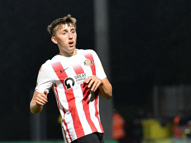 Busy in midfield and tried to play the ball forward when he could. Was allowed to make a couple of threatening runs into the box to pose a goal threat. 8