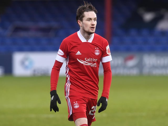 Scott Wright will be “desperate” to join Rangers. Ex-England international Kevin Phillips reckons the Aberdeen ace will want to get on board as quickly as possible at Ibrox. Rangers want the player on a pre-contract agreement but there’s been no progress on the player moving this window. (Football Insider)