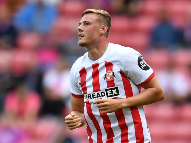 Took his goal very well and it will be a big boost for Sunderland if he can keep contributing. Rarely troubled defensively, and dominant when required. 8