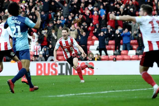 Denver Hume remains confident that Sunderland can achieve promotion this season