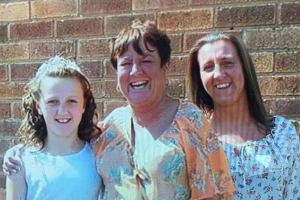 Sam Murphy, right, with her late mum Bev and her daughter Ellis, now 20.
