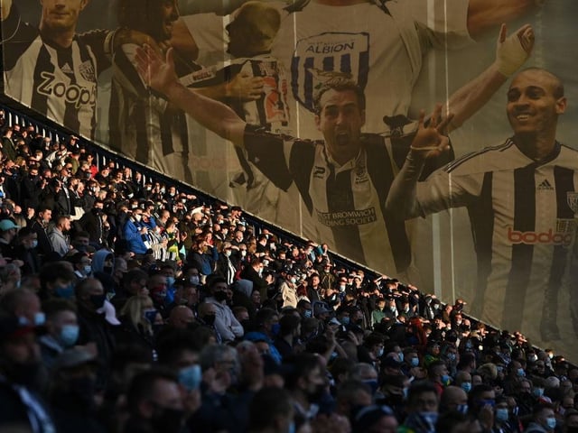 Championship | Average attendance: 22,222