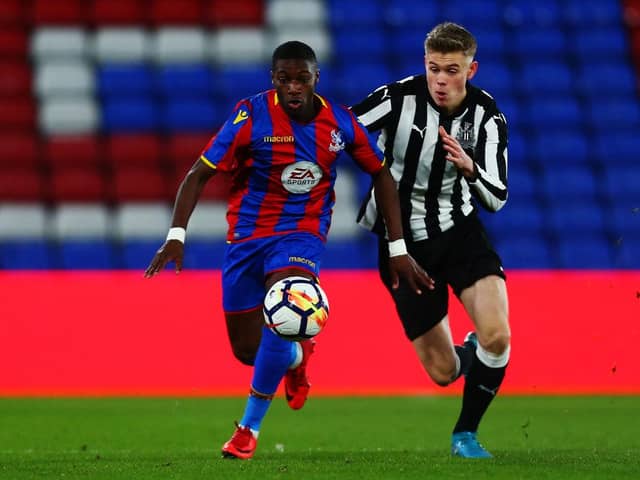 Lewis Cass in FA Youth Cup action for Newcastle United (Photo by Jordan Mansfield/Getty Images)