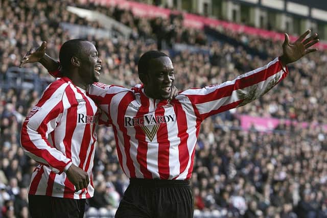 Dwight Yorke of Sunderland celebrates with Stern John during the Championship match between West Bromwich Albion and Sunderland (Photo by Christopher Lee/Getty Images)