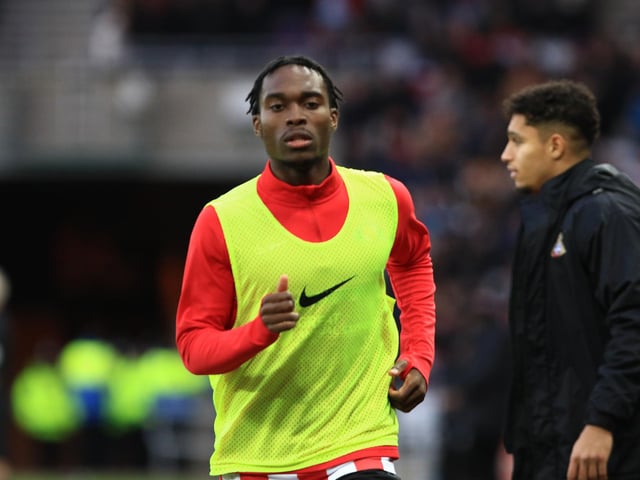 Excellent through the first half an hour, making interceptions and causing problems. Definitely tired through the second half as Roma poured forward on the counter but it’ll be 90 very valuable minutes for him. 6