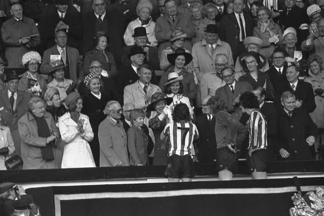 Bobby Kerr collecting the cup in 1973.