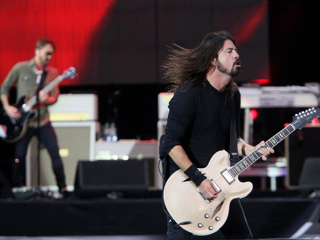 Singer Dave Grohl at the Stadium of Light.