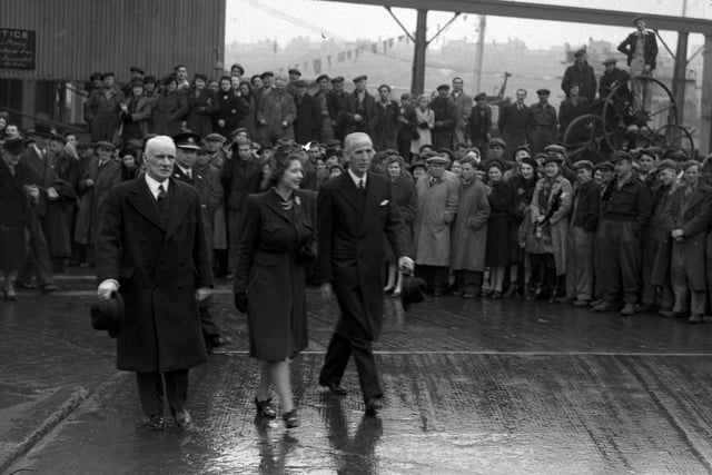 Lots of workers turned out to get a view of the princess at shipyards in 1946.