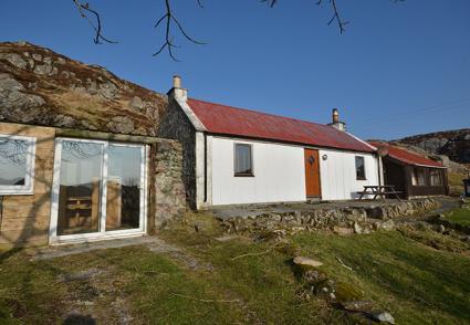 This transformed Hebridean cottage, on the shores of Loch Grosebay comes highly recommend if you're looking spend time on the beautiful Isle of Harris