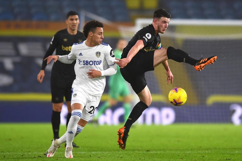 Leeds United forward Rodrigo is ‘not comfortable living’ in England, and is concerned that he is ‘not a relevant’ figure under Marcelo Bielsa. (Fichajes)

(Photo by Gareth Copley/Getty Images)