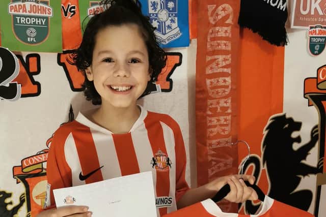 Sunderland fan George Henderson received a surprise gift from the club ahead of the Papa John’s Trophy final.