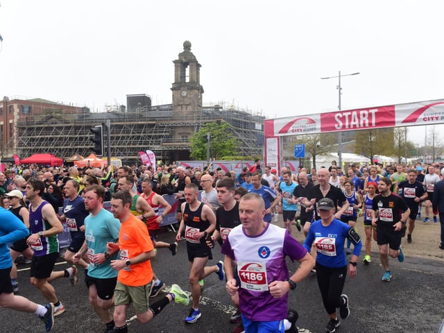 The start of the Sunderland City Runs 2023 10k race