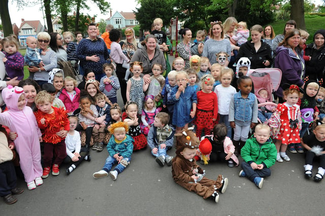 Look at the number of children from the nursery who were ready to toddle round Barnes Park for charity in 2016.