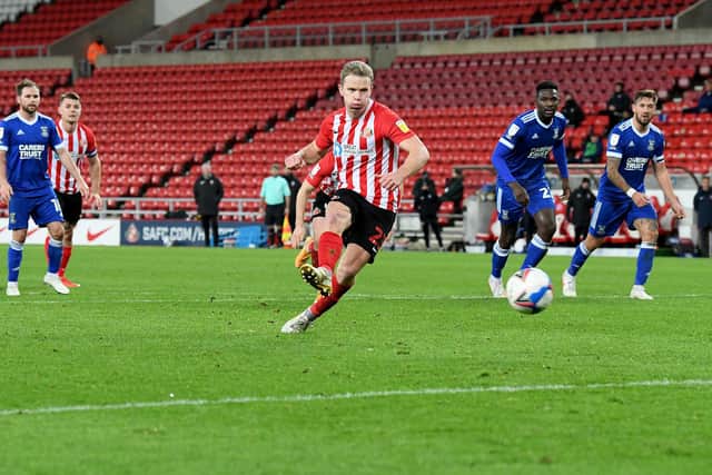 Sunderland fans rejoice after Ipswich Town win - but these concerns remain