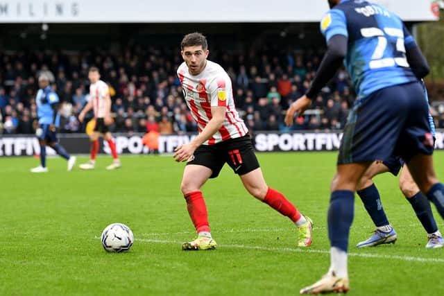 Lynden Gooch playing for Sunderland against Wycombe.