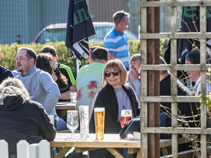 Drinkers at the Westleigh, Havant