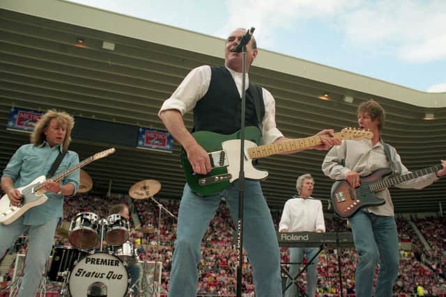 “Let’s hear it for Quo! It’s Rick’s first gig since his quadruple bypass!”