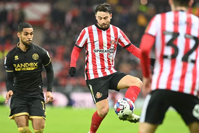 Patrick Roberts playing for Sunderland against Sheffield United