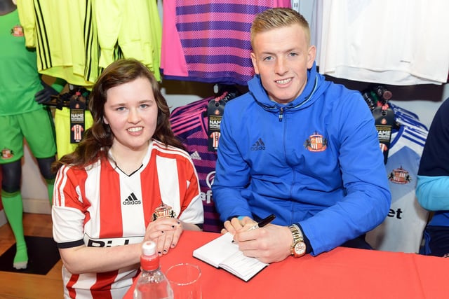 Donna Cowie meets Jordan Pickford during a signing session at the SAFC Club Shop in the Galleries.