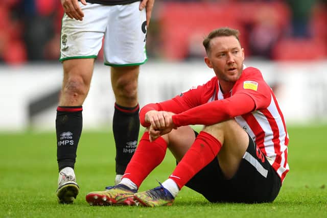 SUNDERLAND, ENGLAND - MAY 22: Sunderland player Aiden McGeady reacts dejectedly after the Sky Bet League One Play-off Semi Final 2nd Leg match between Sunderland and Lincoln City at Stadium of Light on May 22, 2021 in Sunderland, England. (Photo by Stu Forster/Getty Images)