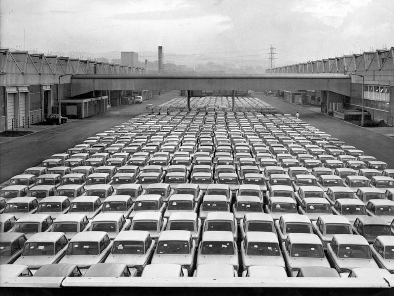 Newly manufactured Hillman Imps lined up at Linwood Factory