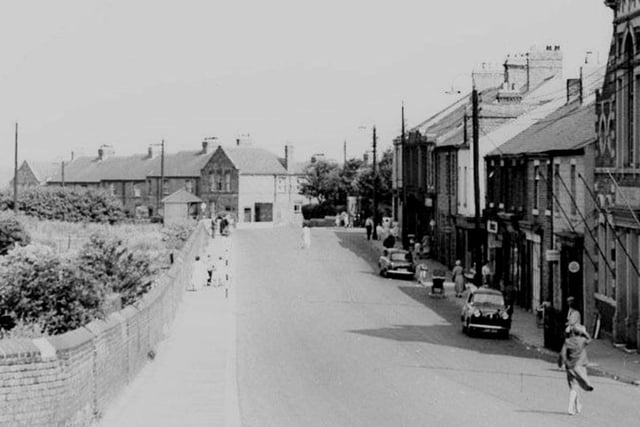 Another view of Blind Lane from 63 years ago and there's plenty of people enjoying a bracing day.