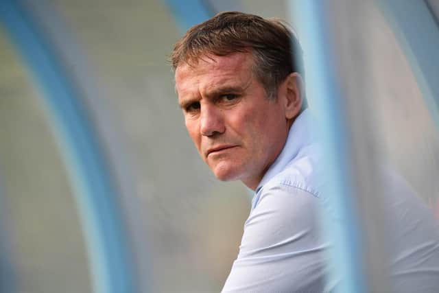 Sunderland manager Phil Parkinson sees a dozen players out of contract this summer