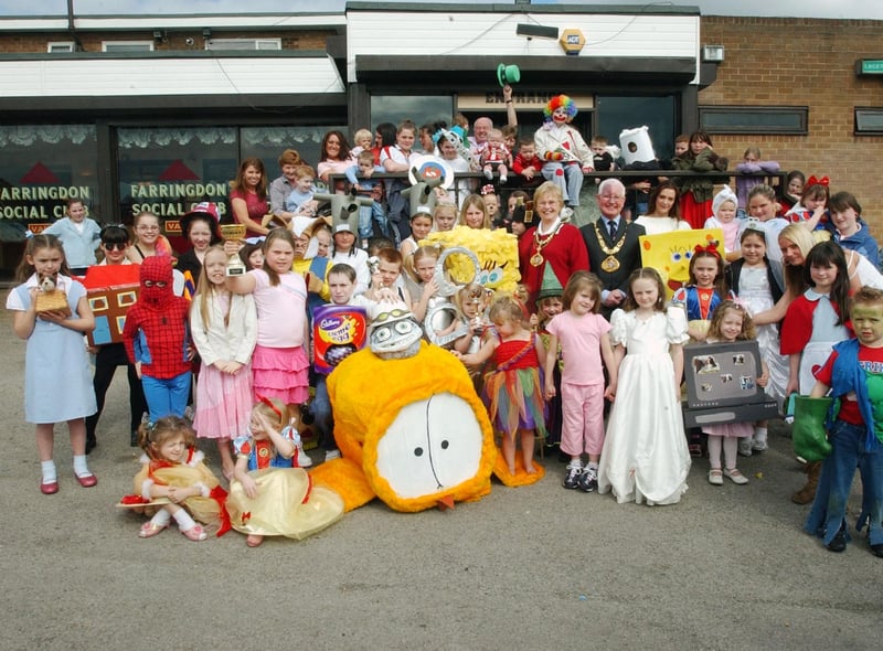 Just look at the magnificent outfits at the 2005 Farringdon Social Club annual Easter fancy dress competition. Are you pictured?