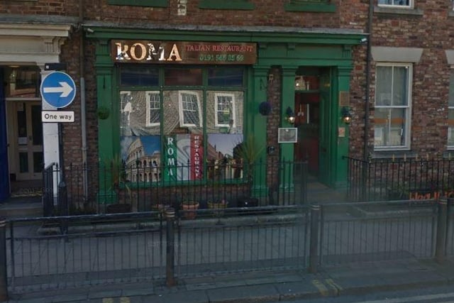 Roma Italian Restaurant, in Mary Street, has a 4.5 star rating from 920 reviews.