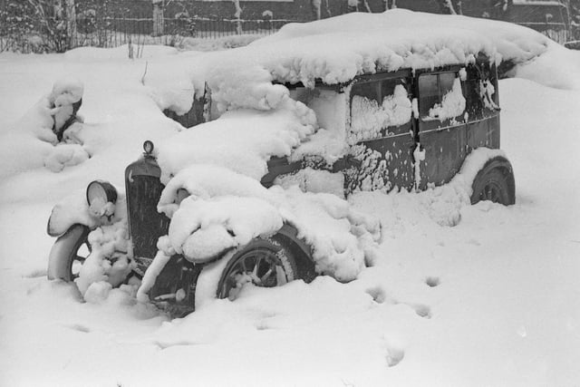 A car abandoned in the Sunderland snow.