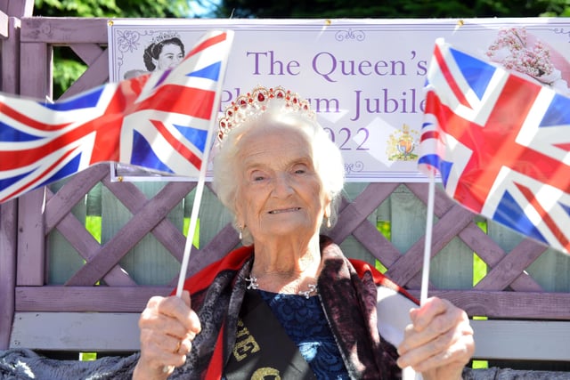Resident Thomasina Smith, who is the Queen for the day at The Laurels Care Home. And doesn't she look the part!