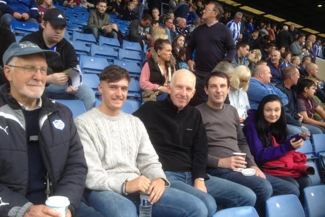 Andy Bird shared this photos on our Twitter page and wrote: "With my dad, my son, my brother and my niece #happydays #wawaw @swfc."