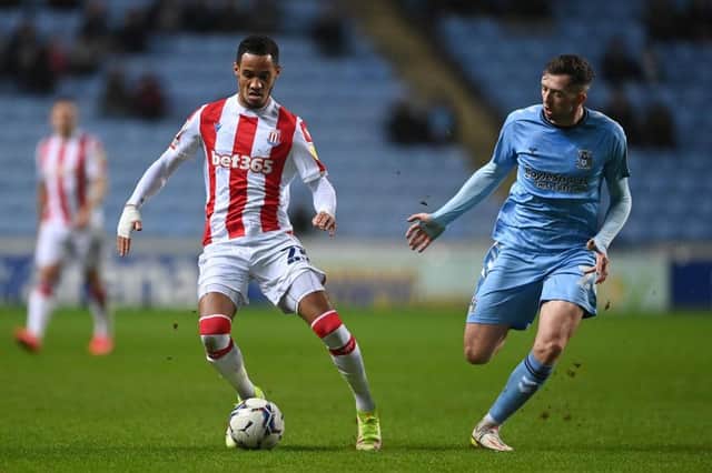 Winger Tom Ince playing for Stoke City. (Photo by Shaun Botterill/Getty Images)
